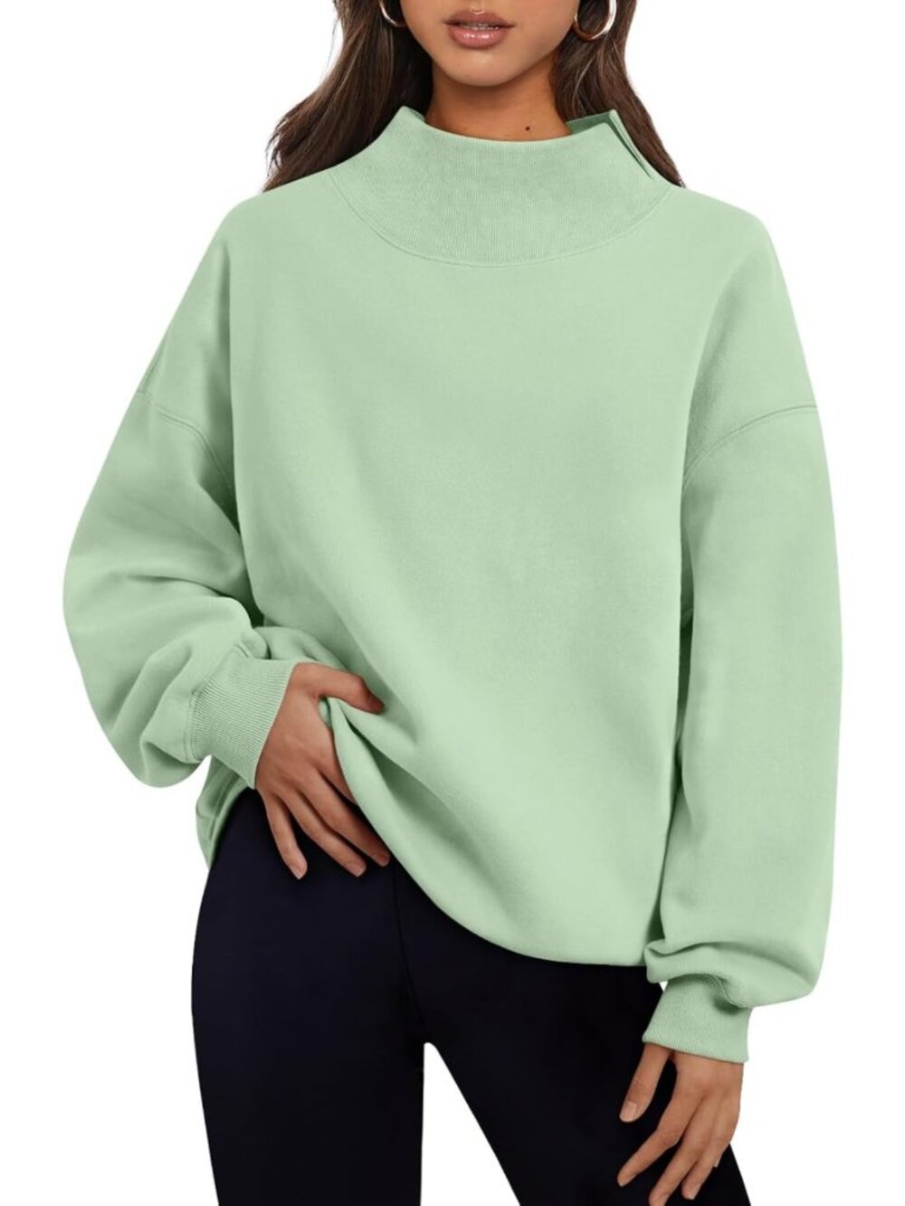 Chic Women's Oversized Mock Neck Sweatshirt - Trendy Fall Pullover Outfit